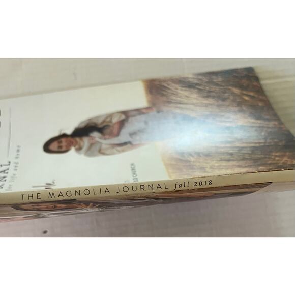 Joanna Gaines  The Magnolia Journal Magazines Spring & Fall 2018 - Picture 6 of 10